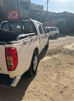 نیسان نەڤارا